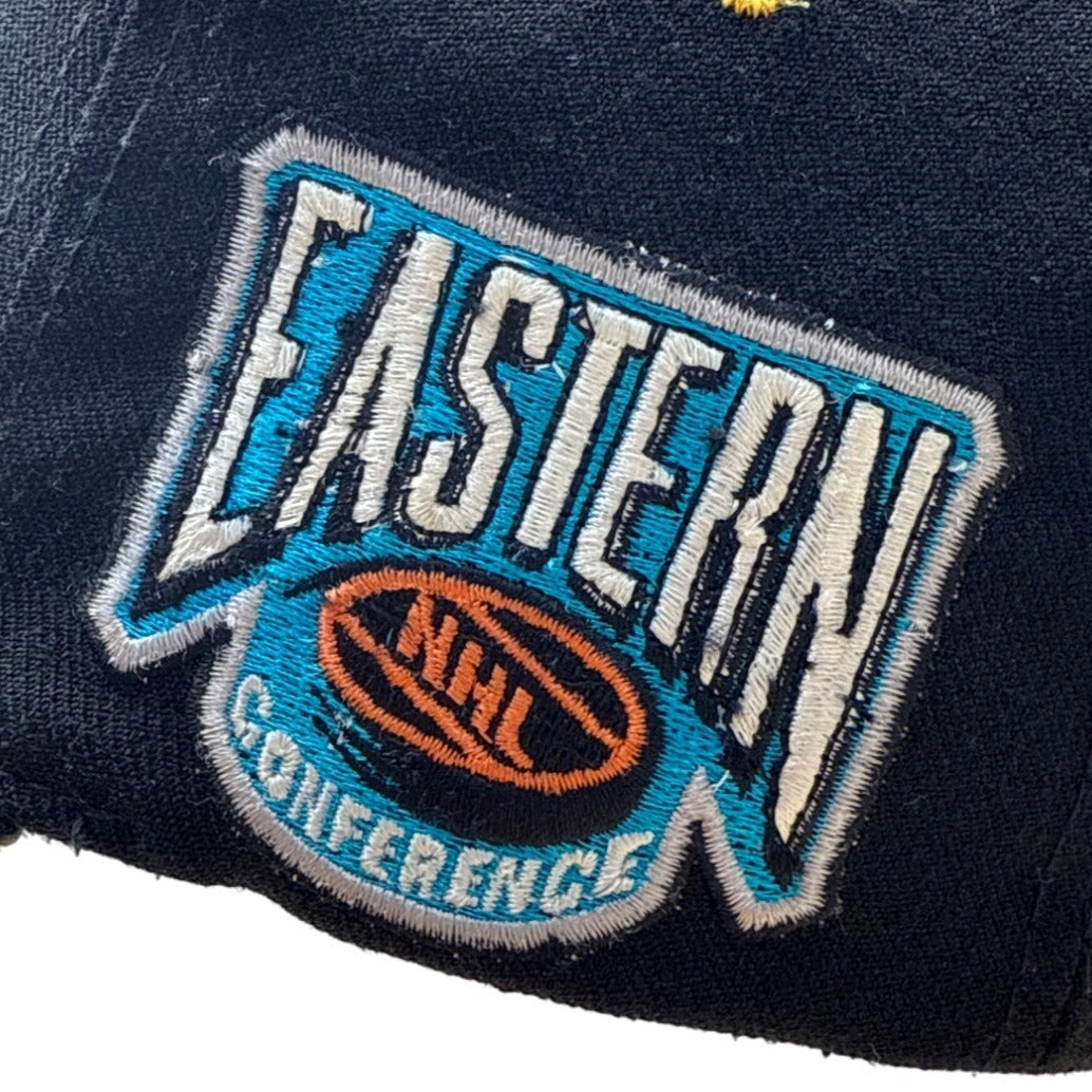 Vintage Starter Pittsburgh Penguins NHL Eastern Conference Cap 7 - 7 3/4 One Size