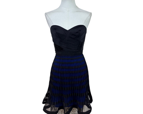 BCBG Maxazria Strapless Black & Blue Pleated Cocktail Dress With Lace Hem Sz 2