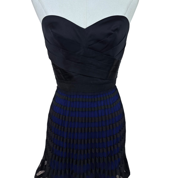 BCBG Maxazria Strapless Black & Blue Pleated Cocktail Dress With Lace Hem Sz 2
