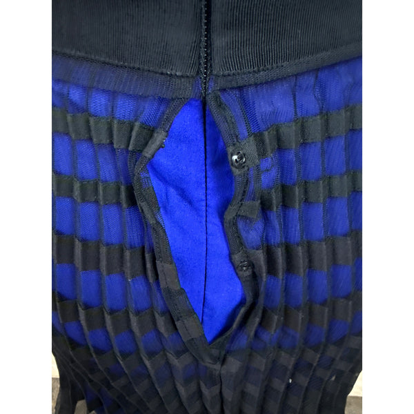BCBG Maxazria Strapless Black & Blue Pleated Cocktail Dress With Lace Hem Sz 2
