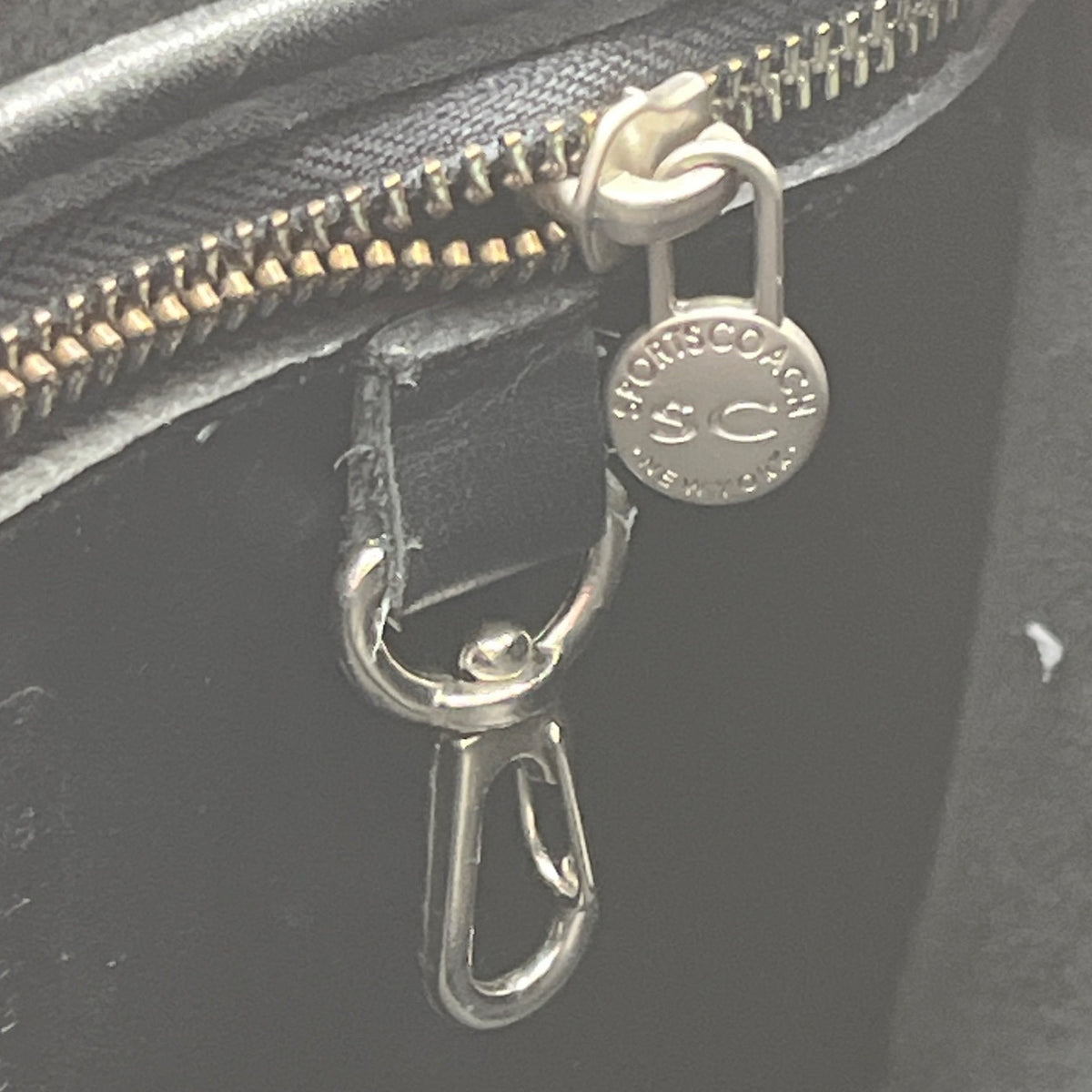 Sportscoach New York Black Leather Crossbody Bag With Zip Closure & Tag Sz M