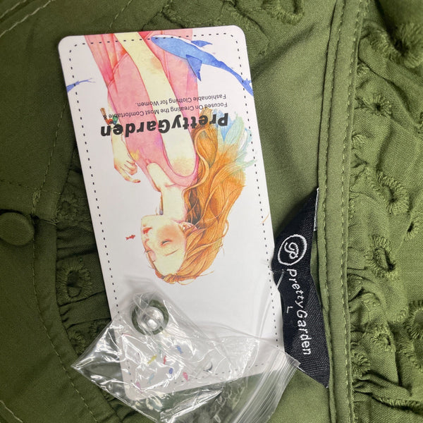 Pretty Garden Women's Green Eyelet Blouse Size L Button-Up Short Sleeves - New