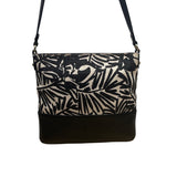 Kate Spade New York Black & White Palm Prin Adjustable Strap Crossbody Bag Sz M