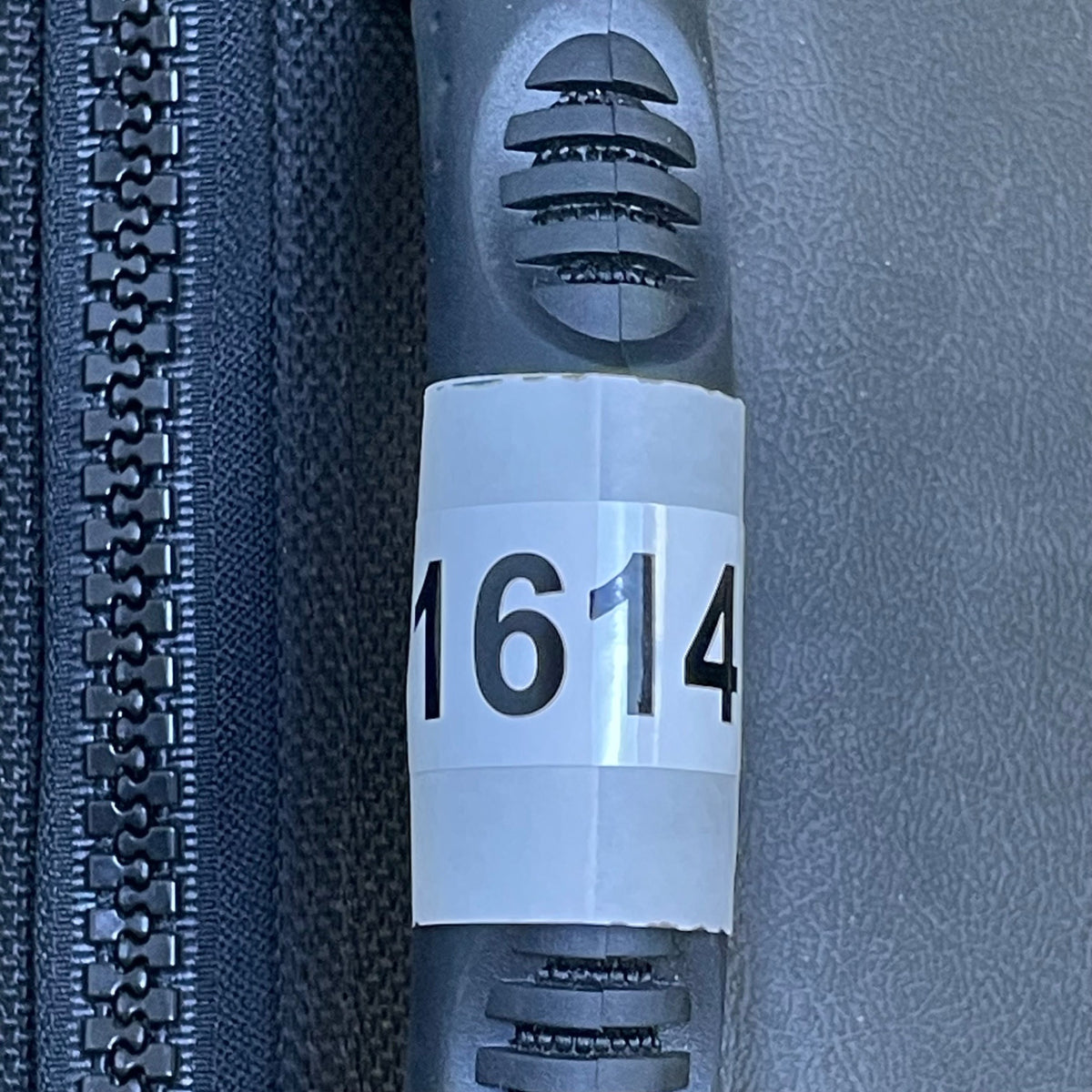 Scubapro Unisex Black/Grey Telescopic Handle DiveN Roll Travel Bag Size Large