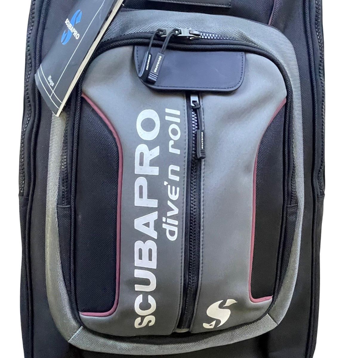 Scubapro Unisex Black/Grey Telescopic Handle DiveN Roll Travel Bag Size Large