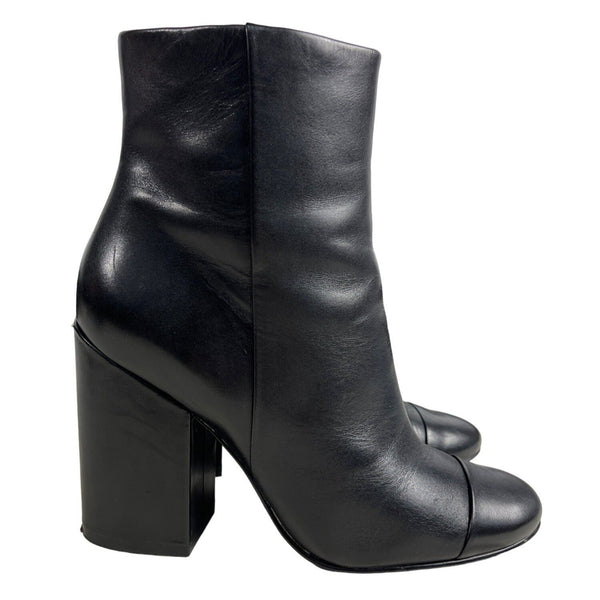 Marc Fisher Women's Black Heeled Ankle Booties Sz 10M