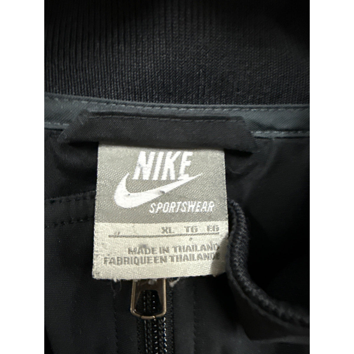 Nike Sportswear XL Black Full-Zip Jacket With Elastic Hem & Cuffs