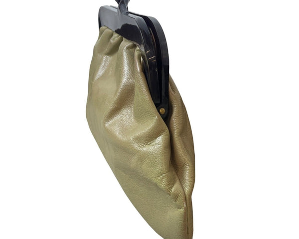 Woodward Lothrop Vintage Women's Beige Leather Black Bakelite Kiss lock Coin Purse Sz M