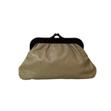 Woodward Lothrop Vintage Women's Beige Leather Black Bakelite Kiss lock Coin Purse Sz M