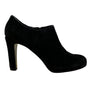 Tahari Sincere Women’s Black Suede Leather Slip-On Heeled Booties Size 9M