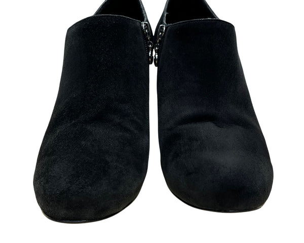 Tahari Sincere Women’s Black Suede Leather Slip-On Heeled Booties Size 9M