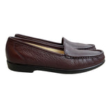 Simplify Women's Red Slip On Comfort Loafers Sz 8.5 Narrow- NWB