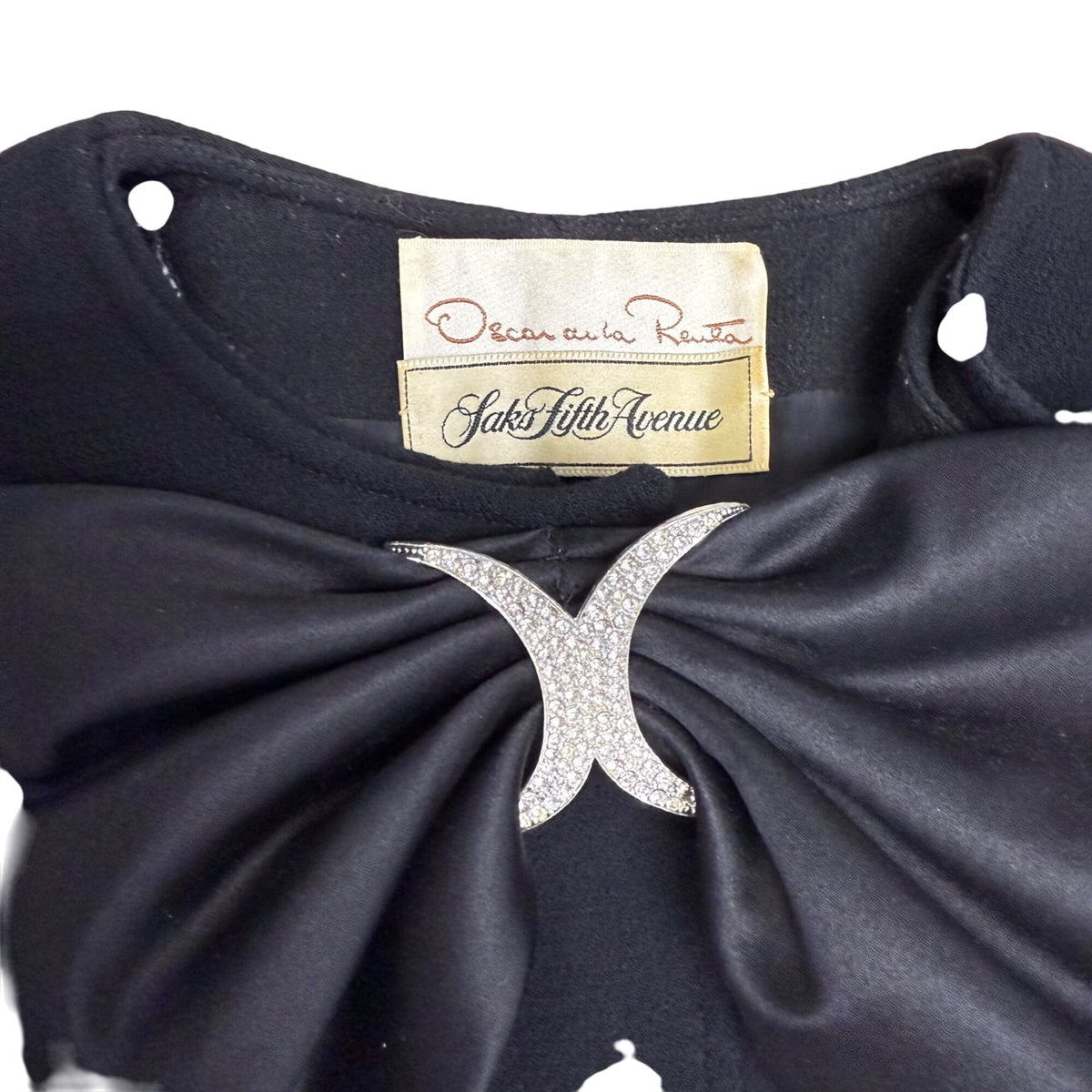 Vintage Oscar De La Renta  Black Satin Bow Long Sleeve Cocktail Dress Size 4