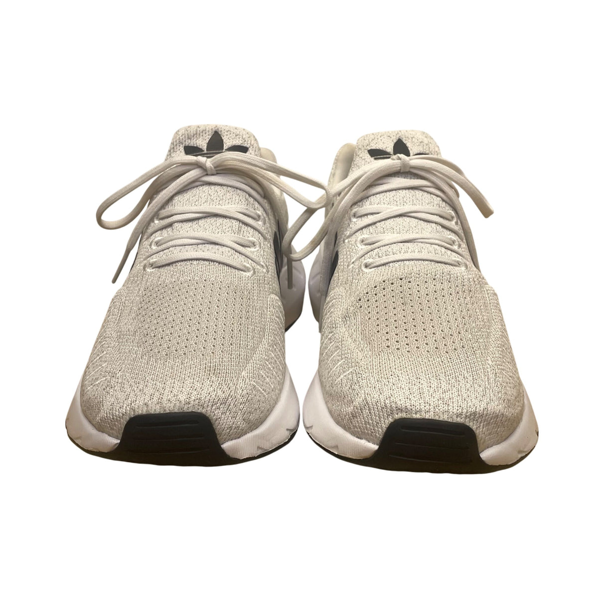 Adidas Men’s Grey & White Knit Lace-Up Swift Run 22’ Running Shoes Size 9.5