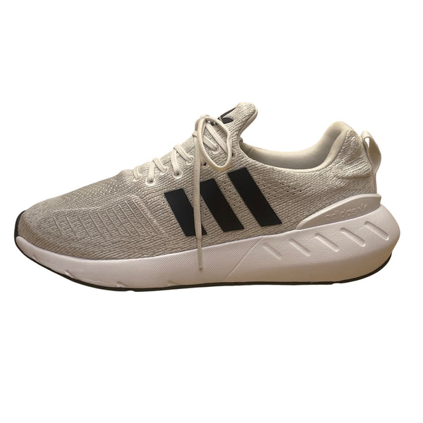 Adidas Men’s Grey & White Knit Lace-Up Swift Run 22’ Running Shoes Size 9.5