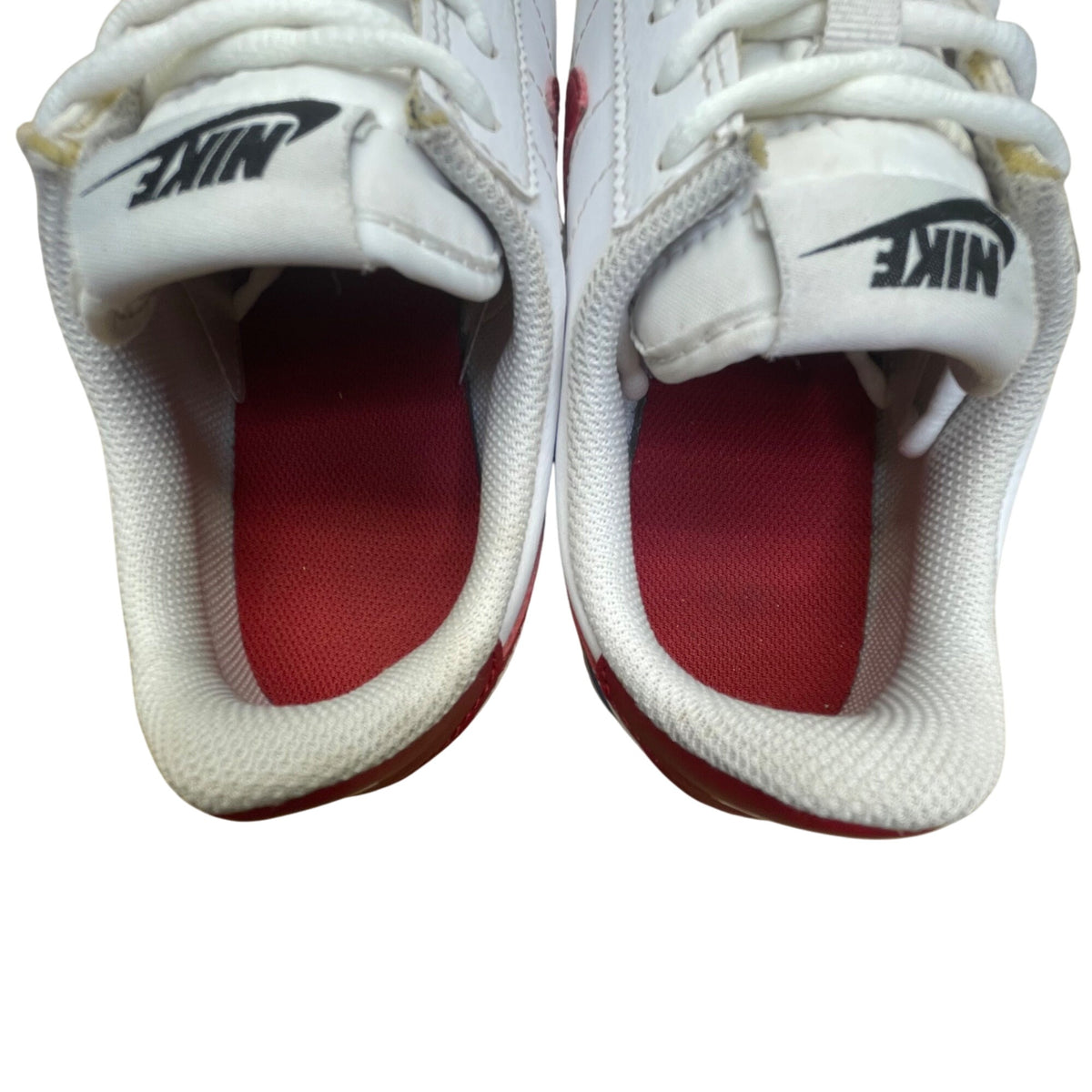 Nike Youth White & Red Swoosh Leather Retro Classic Cortez 72 Sneakers Size 5Y