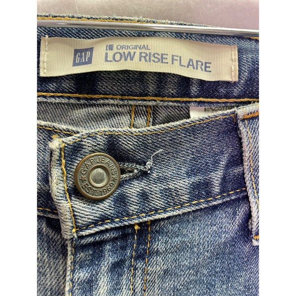 Gap Womens Blue Denim Low Rise Flare Jeans Regular Fit Size 4 Relaxed Casual