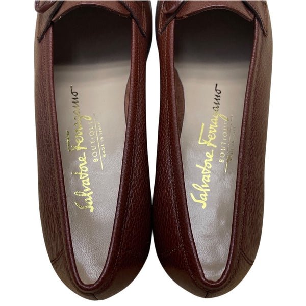 Salvatore Ferragamo Regolare Women’s Brown Pebbled Leather Loafers Sz 5B - New