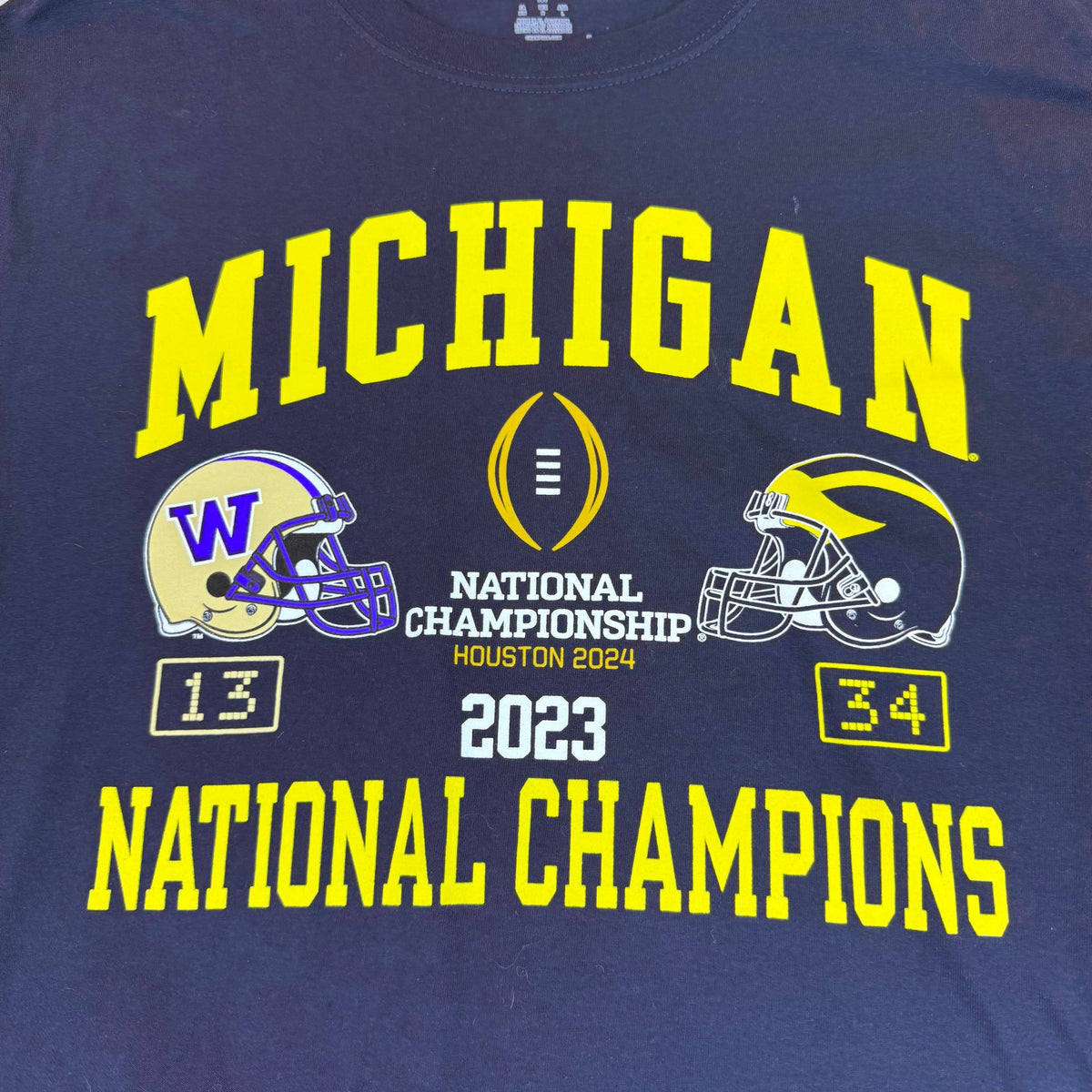 Champion Mens Navy 2023 Michigan National Champions T-Shirt Graphic Size M - New
