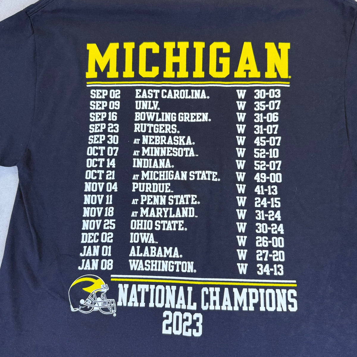 Champion Mens Navy 2023 Michigan National Champions T-Shirt Graphic Size M - New