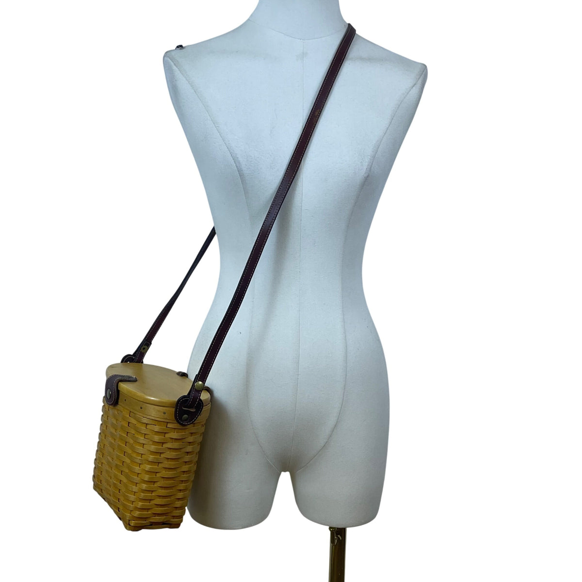 Longaberger Women’s Natural Wicker Basket & Adjustable Leather Strap Purse