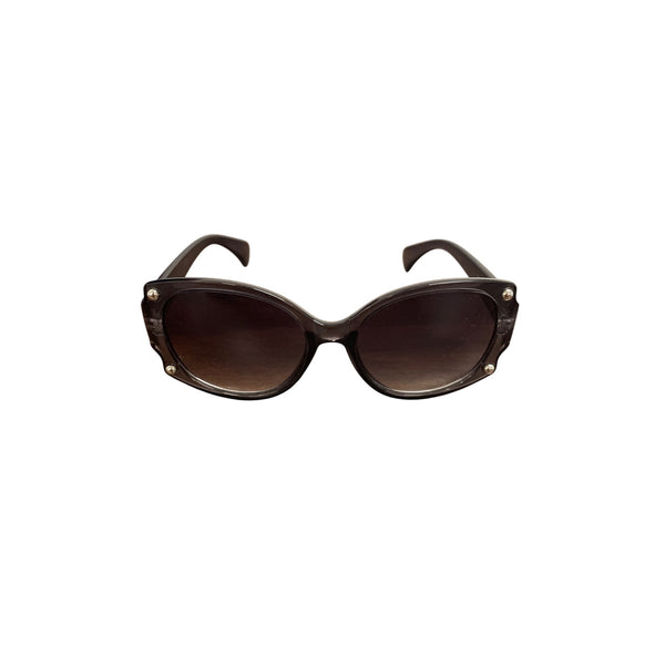 Brown Gradient Oval Sunglasses With Stud Accents Lightweight Frame Stylish Women’s Accessories