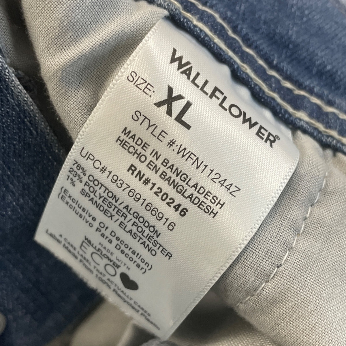 Wallflower Women’s Blue Denim Overalls Adjustable Straps Casual Size XL - New
