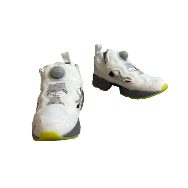 Reebok Youth Unisex White & Grey Instapump Fury 95 Running Shoes Sz 4