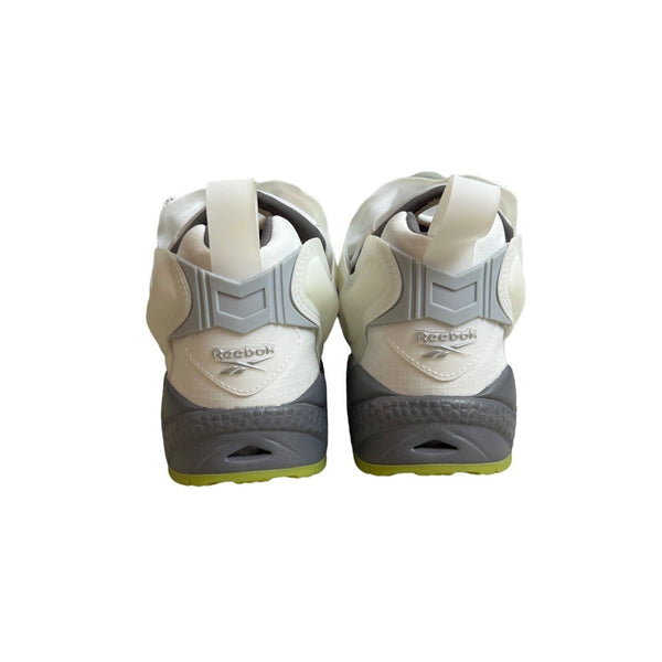 Reebok Youth Unisex White & Grey Instapump Fury 95 Running Shoes Sz 4