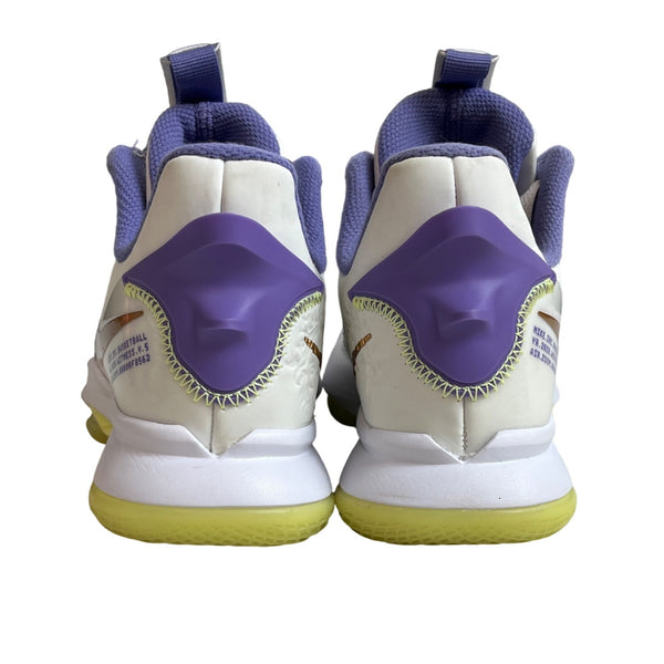 Nike Air Kids Zoom Summit White And Purple LeBron Witness V Sneakers Sz 4