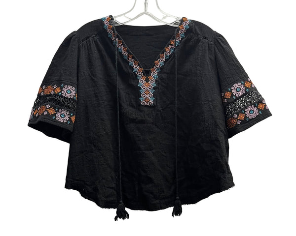 Black Cotton Womens Embroidered Boho Top With Lace Accents Short Sleeves Size M