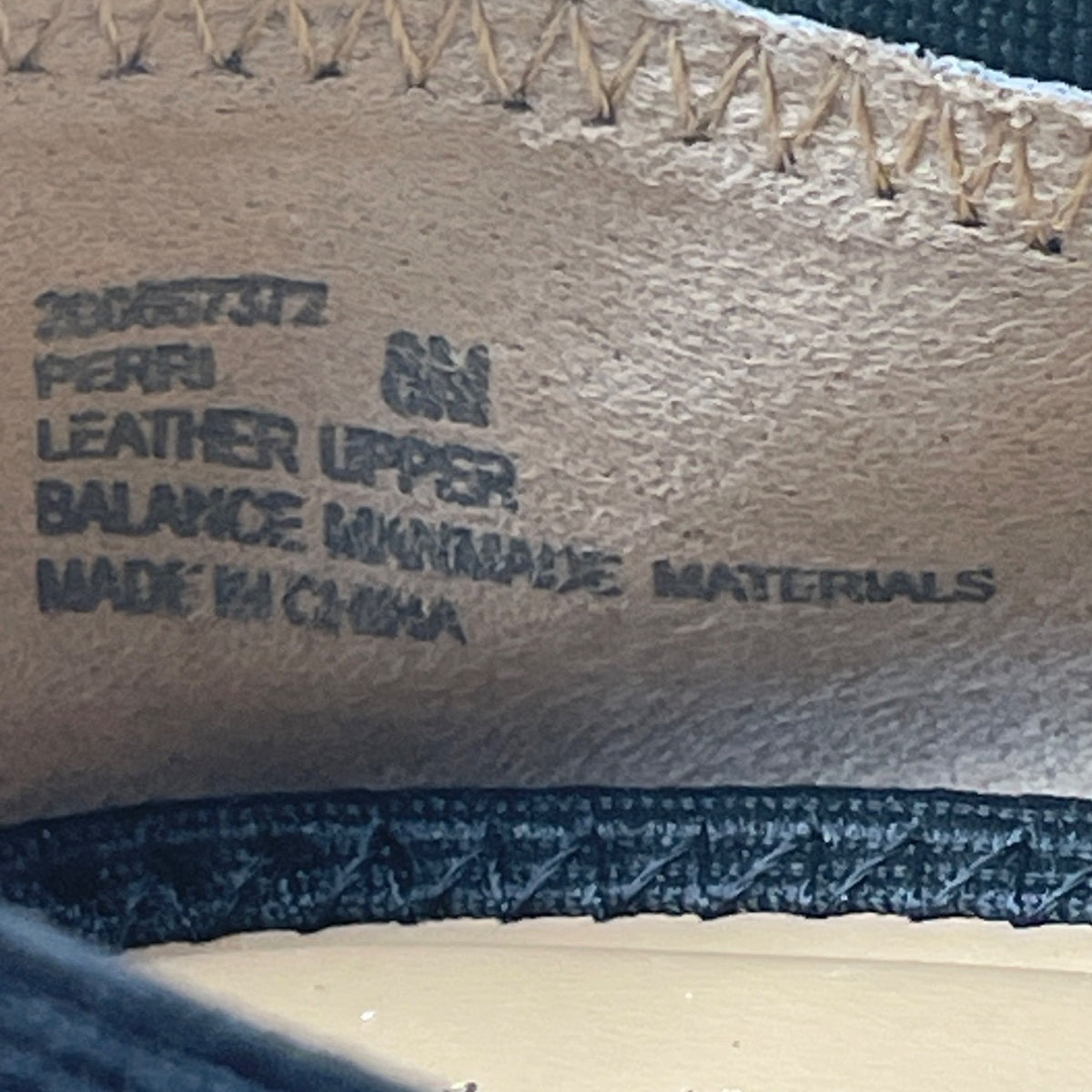 Kelly & Katie Women’s Beige & Black Leather Bow Detail Ballet Flats Size 8M