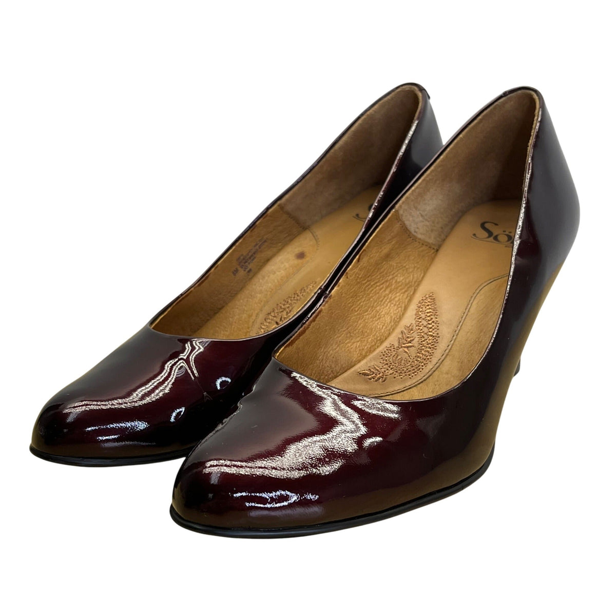 Söfft Napoli III Chianti Patent Leather Almond toe Heels Size 8 M