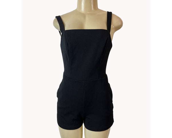 Crystal Sky Women's Black Sleeveless Roper with Outter Pockets with Shorts Sz M