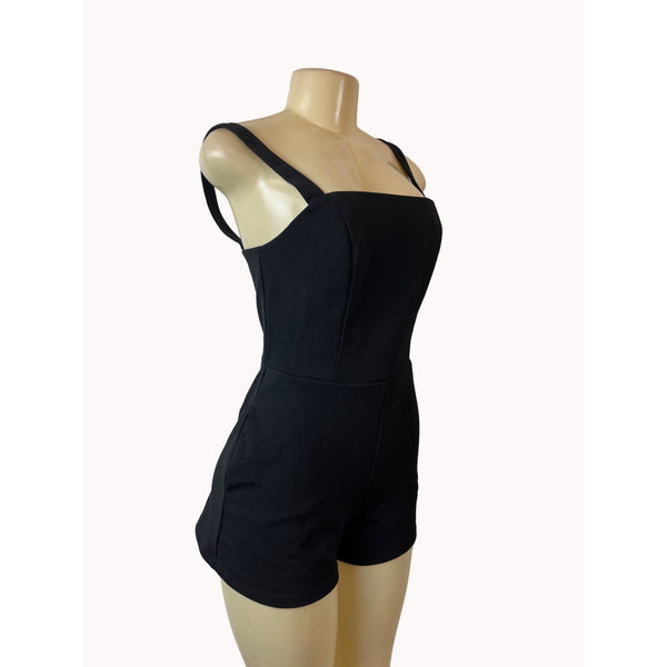 Crystal Sky Women's Black Sleeveless Roper with Outter Pockets with Shorts Sz M