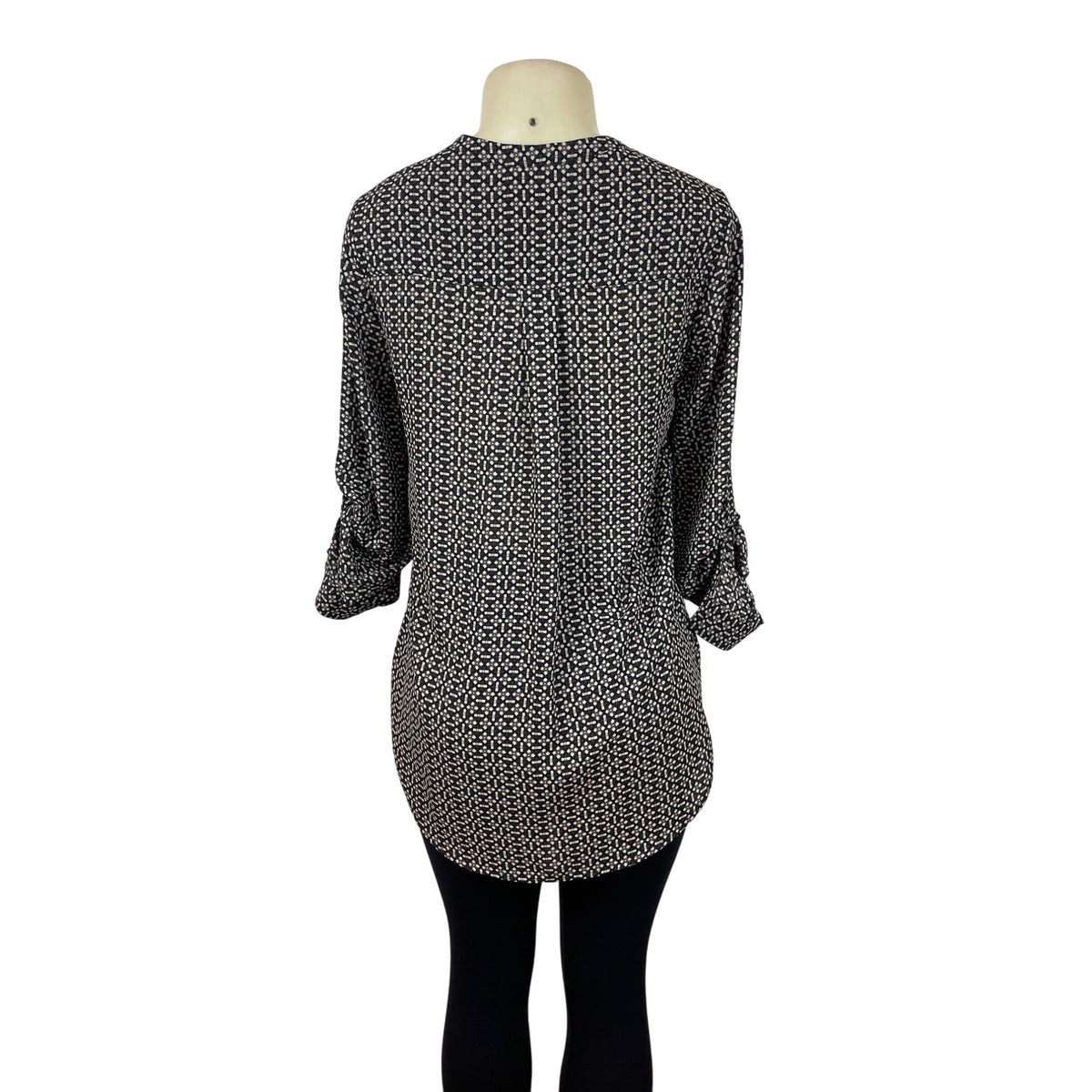 Pleione Black & White Geometric Print Blouse With Button Accents Size S- New