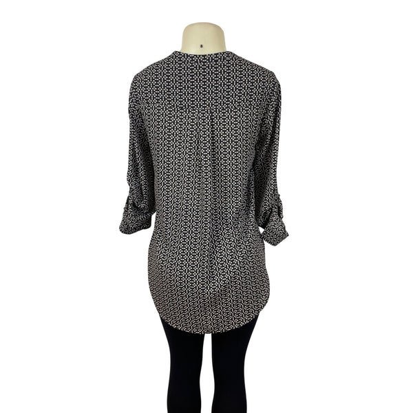 Pleione Black & White Geometric Print Blouse With Button Accents Size S- New