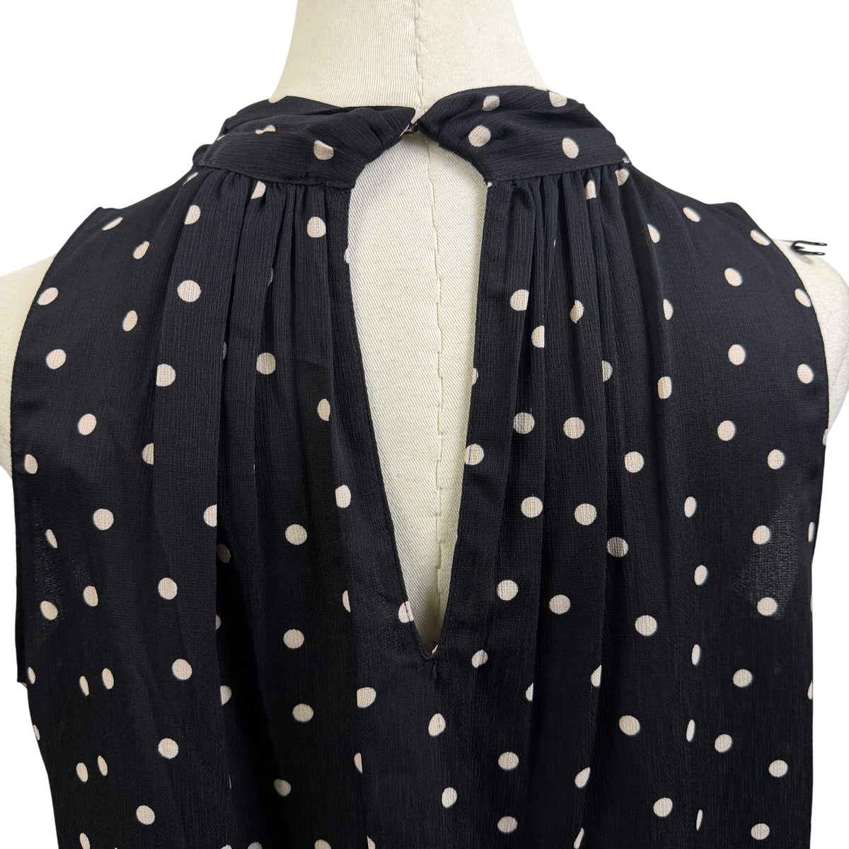 Ann Taylor Women’s Black Polka Dot Blouse Bow Neck Sleeveless Size M - New