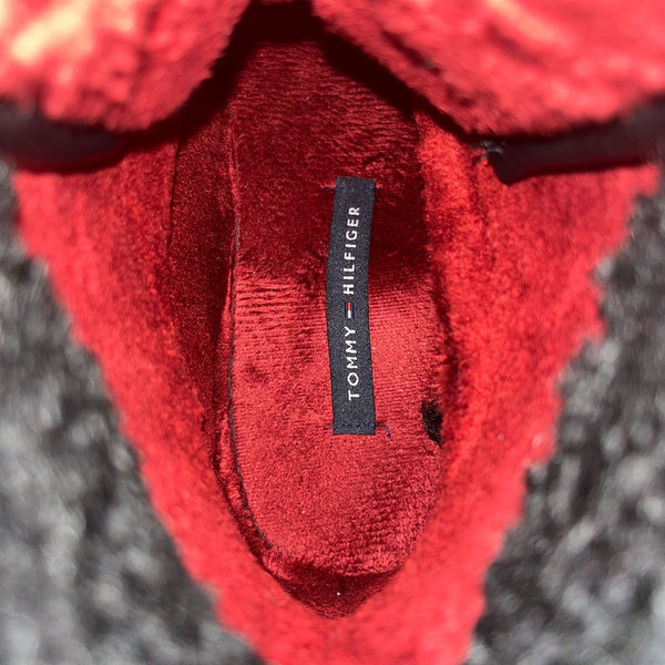 Tommy Hilfiger Women’s Black Faux Fur Lined Lace-Up Winter Duck Boots Size 9M