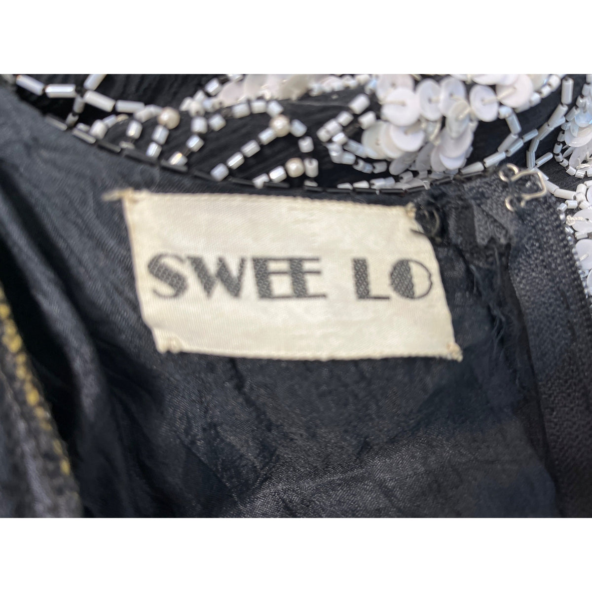 Vintage Sweet Lo Women’s Black and White Beaded Sequin Long Sleeve Dress Sz M New