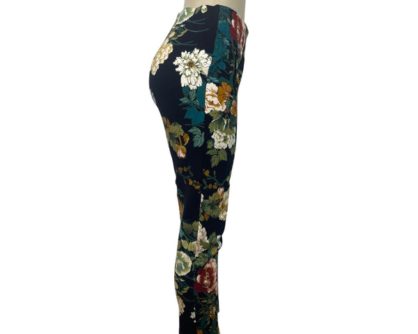 Chicos Floral Print Slim Ankle Pants Size 1 Black Multicolor Rayon Blend Womens