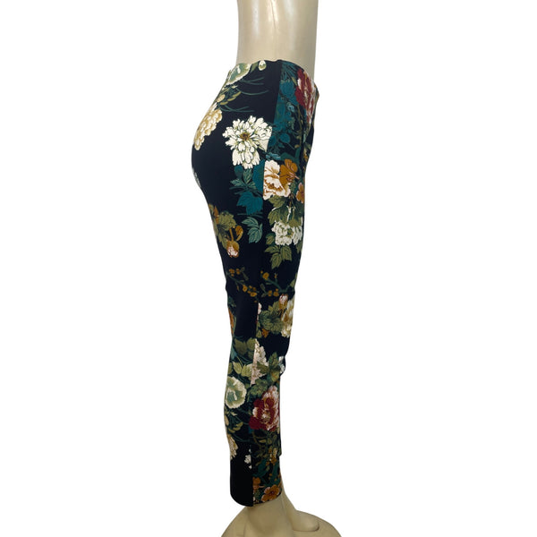 Chicos Floral Print Slim Ankle Pants Size 1 Black Multicolor Rayon Blend Womens
