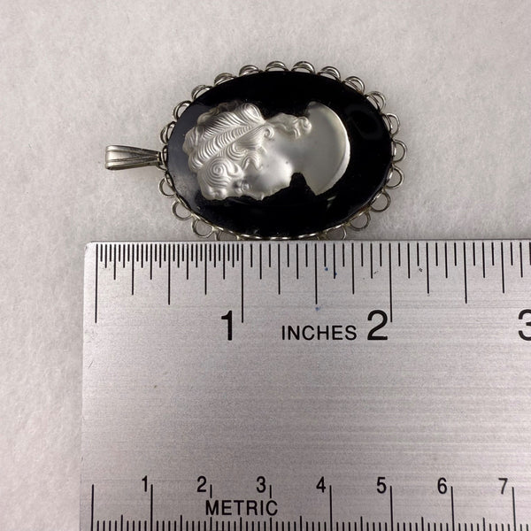 Vintage Unknown Womens Black Silver Tone Cameo Pendant Lady Profile Ornate Frame