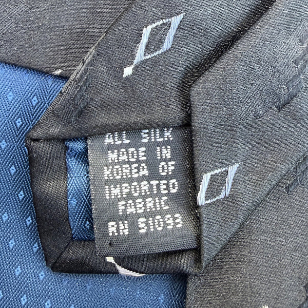 Axist Mens Navy Blue Silk Patterned Tie With Geometric Diamond Design Classic Length