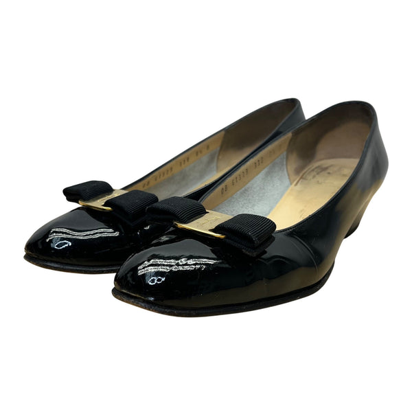 Salvatore Ferragamo Women’s Black Patent Leather Low Heel Lillaz Pumps Size 8.5B