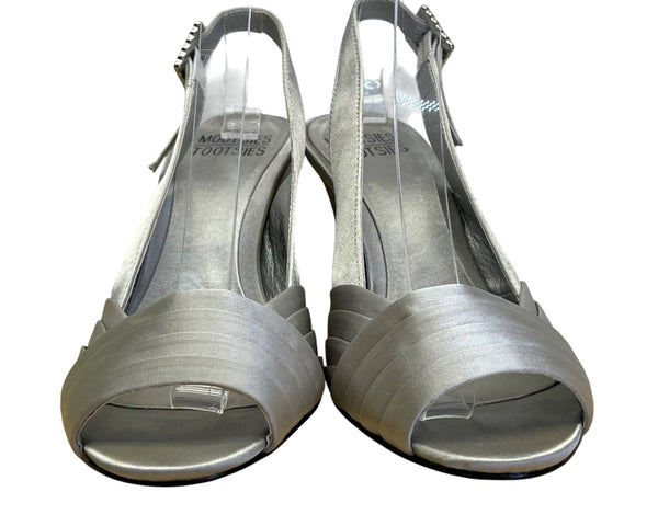 Mootsies Tootsies Women’s Silver Fabric Peep Toe Portray Slingback Heels Sz 6.5M