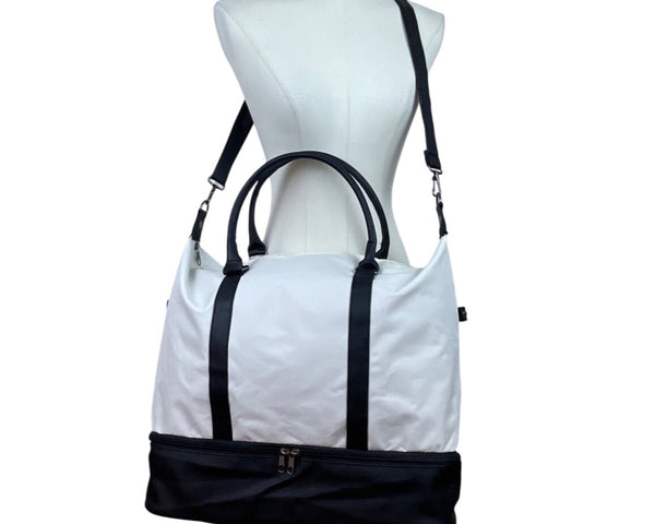 DSW Women’s White & Black Handles & Adjustable Strap Expandable Tote Bag Size XL