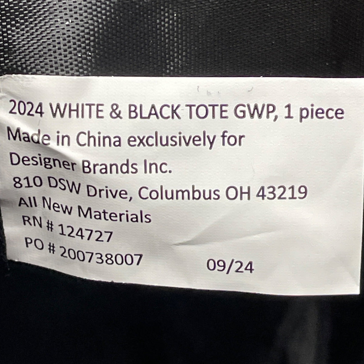 DSW Women’s White & Black Handles & Adjustable Strap Expandable Tote Bag Size XL