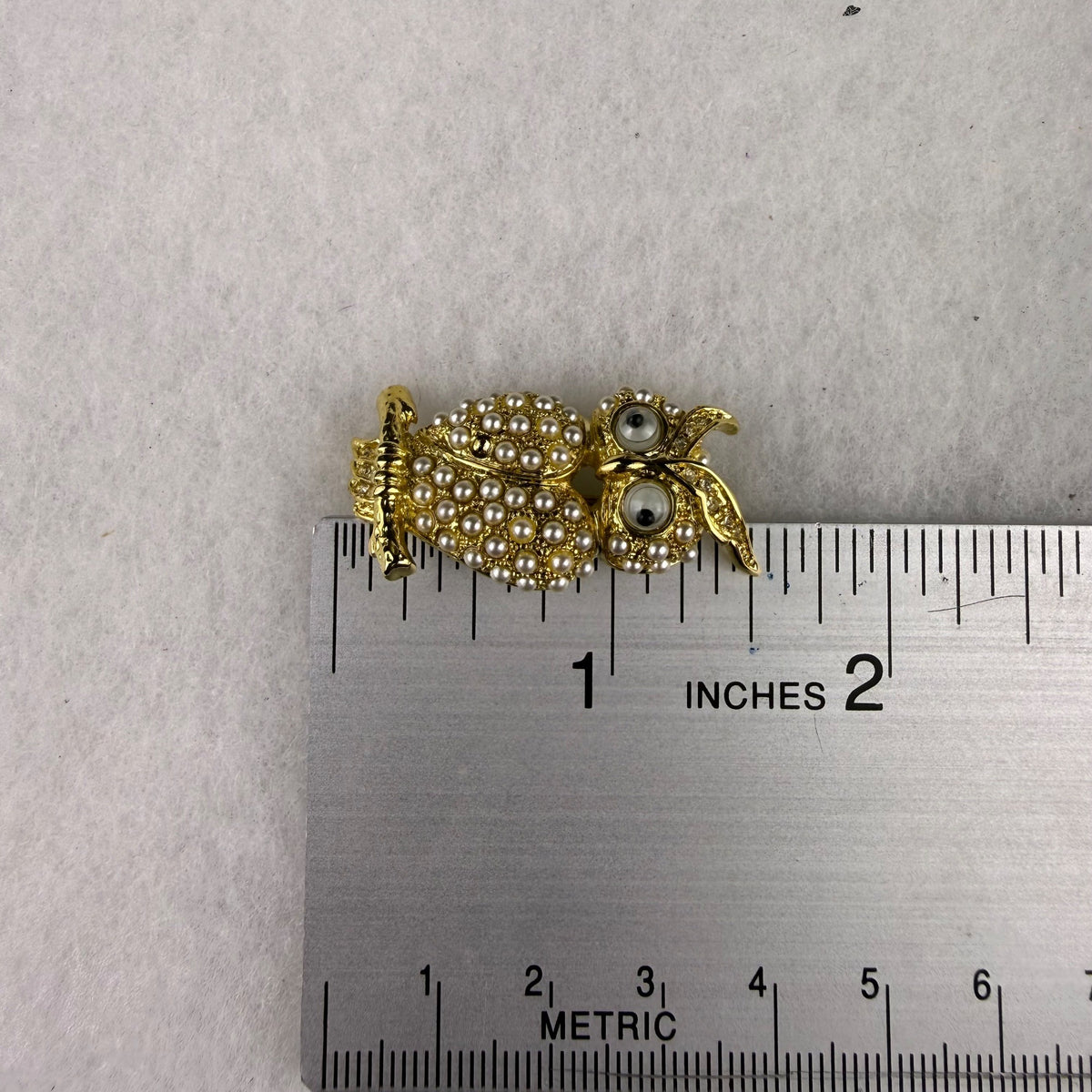 Gold Tone Vintage Owl Brooch Pin Womens Faux Pearl Studded Jewelry