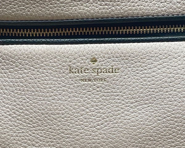 Kate Spade New York Beige Pebbled Leather Tassel Detail Crossbody Bag  Size M